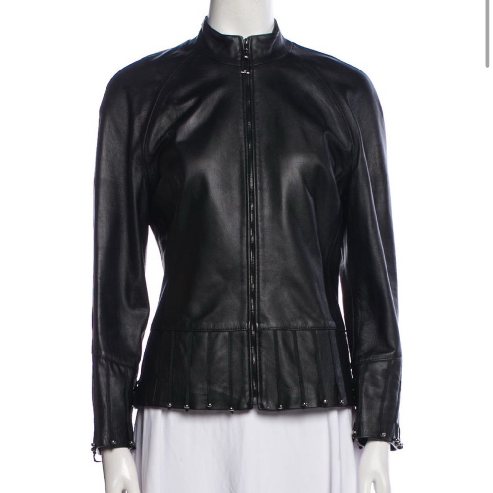 St. John Elegant Black Leather Jacket